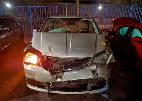 2014 Dodge Grand Cara z USA, uszkodzony, nr VIN 114218